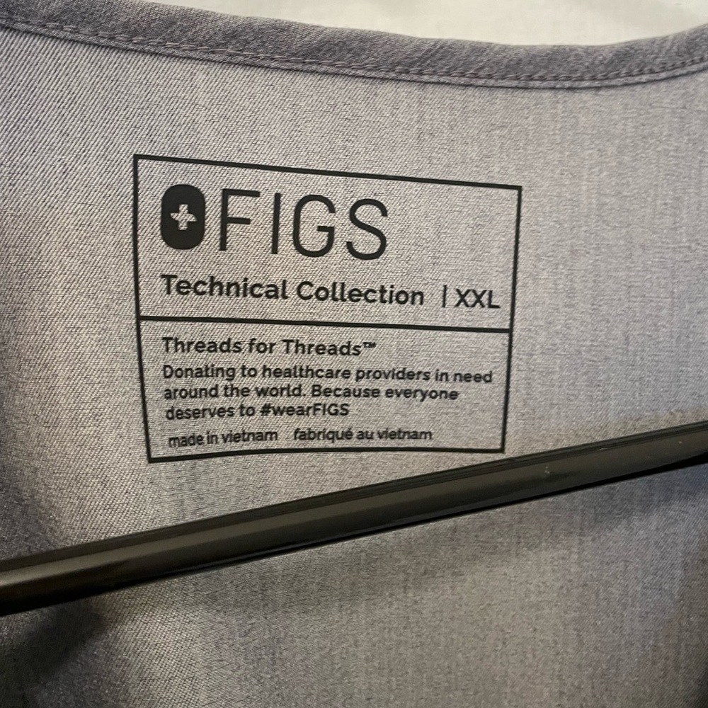 Figs Casma Three-Pocket Scrub Top Graphite XXL - Picture 3 of 7